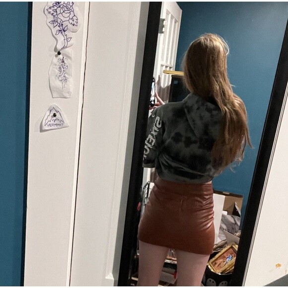 Fashion Nova Women Mini Skirt Medium Faux Leather Slit Short Lined Red Brown - Picture 9 of 13